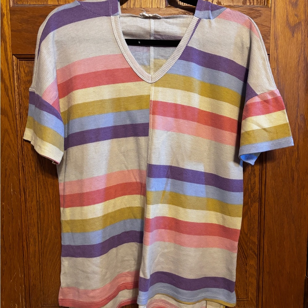 Striped Short Sleeve V-Neck Tee in Pastel Multi